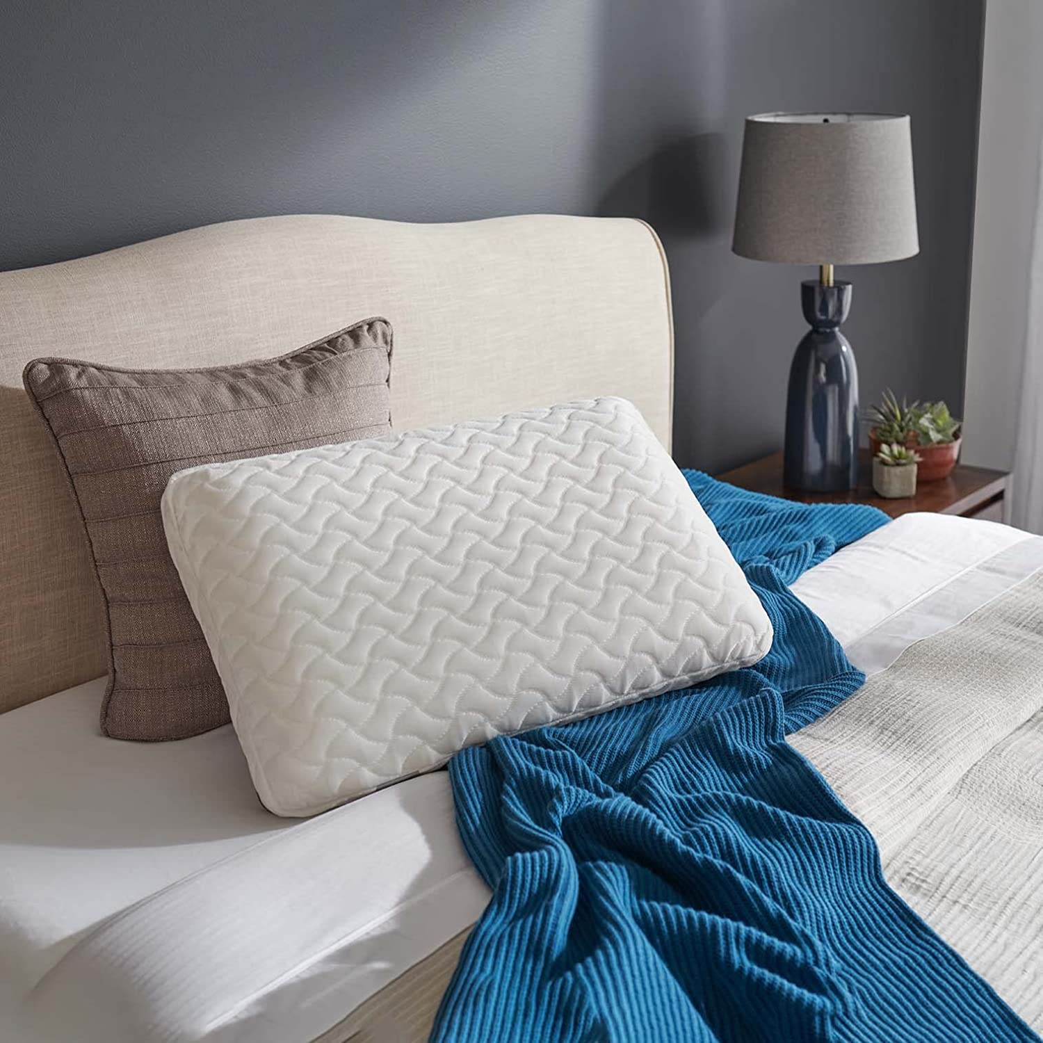 Best Pillow UK 2024 Expert Review of memory foam, down pillows